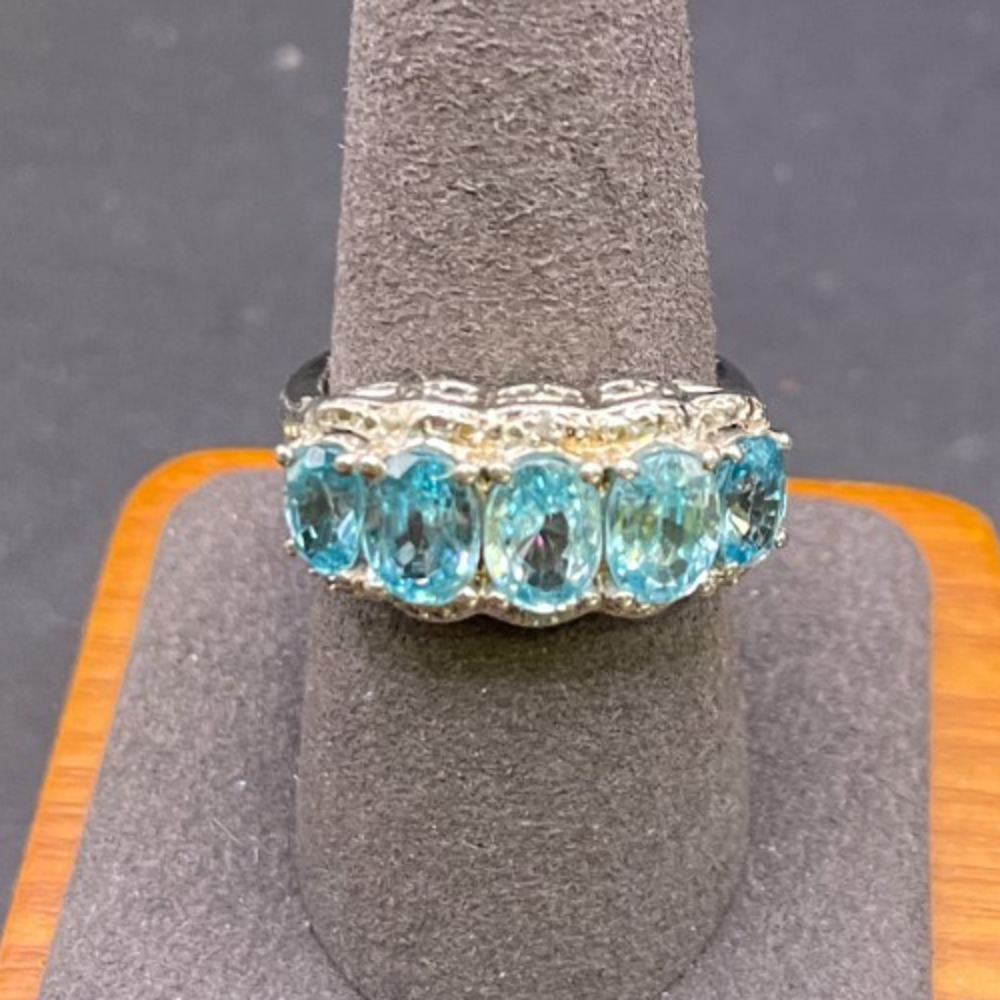 STS Signed 925 Sterling Silver Oval Cut Blue Topaz Cocktail Ring Size 8.75